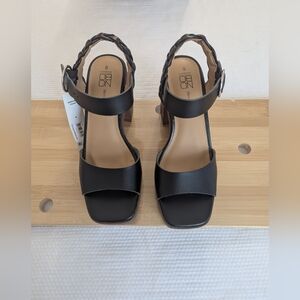 Black Open Toe Sandals